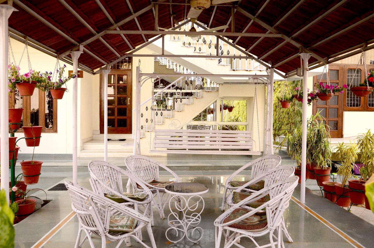 Hotel Sukhvilas Jaipur Exterior foto